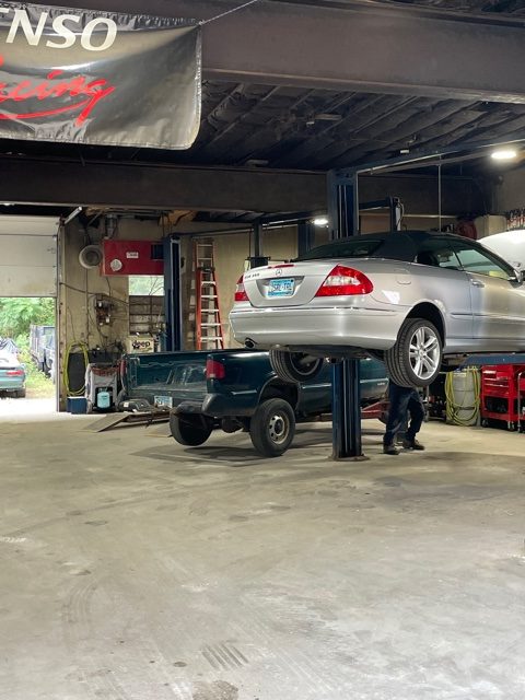 Whip-IT Tire and Auto Repair | 34 N Main St, Branford, CT 06405 | Phone: (203) 481-8473