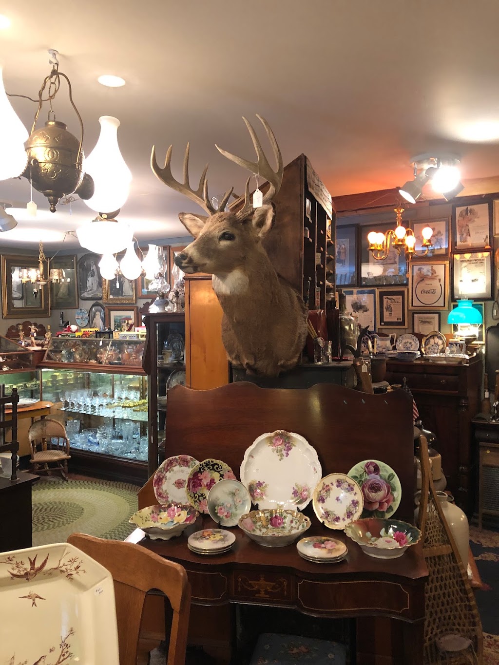 The Loft Antiques | 1751 PA-590, Hawley, PA 18428 | Phone: (570) 685-4267