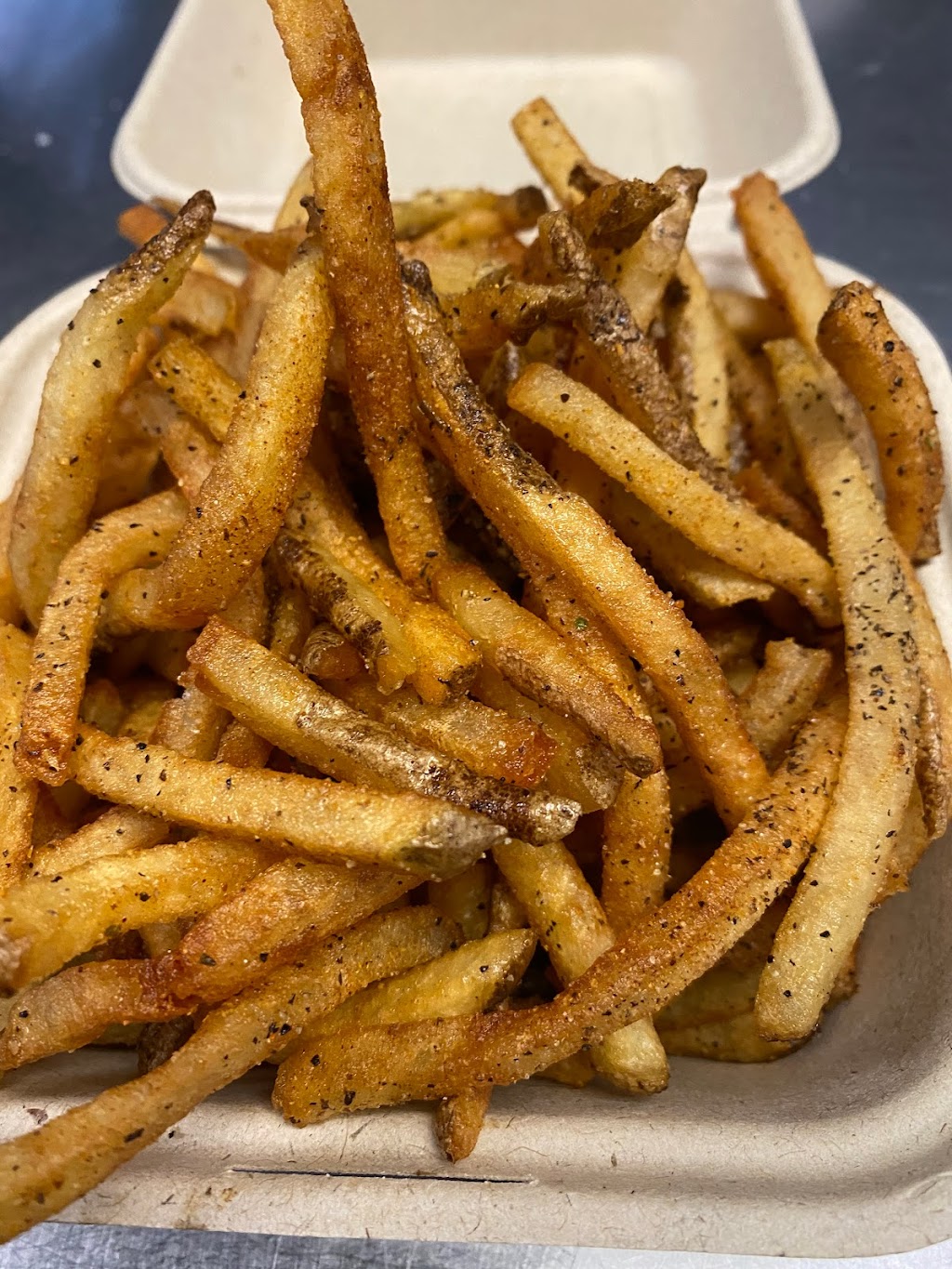 Spuds Your Way | 3500 Whitney Ave, Hamden, CT 06518 | Phone: (203) 239-3000