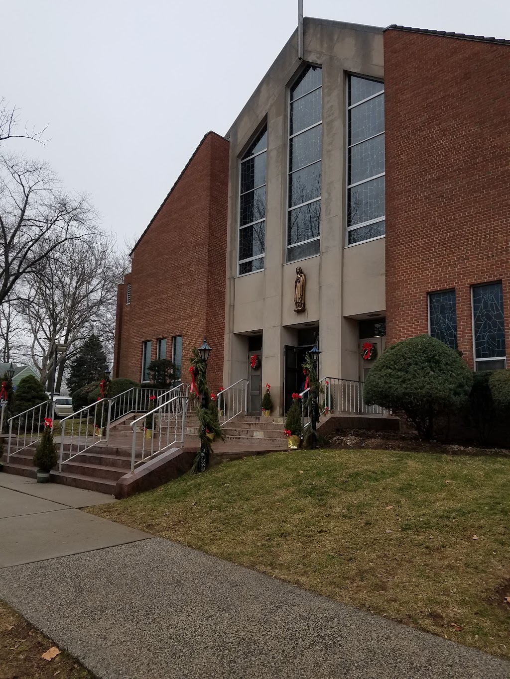 St. Theresa Roman Catholic Church | 541 Washington Ave, Kenilworth, NJ 07033 | Phone: (908) 272-4444