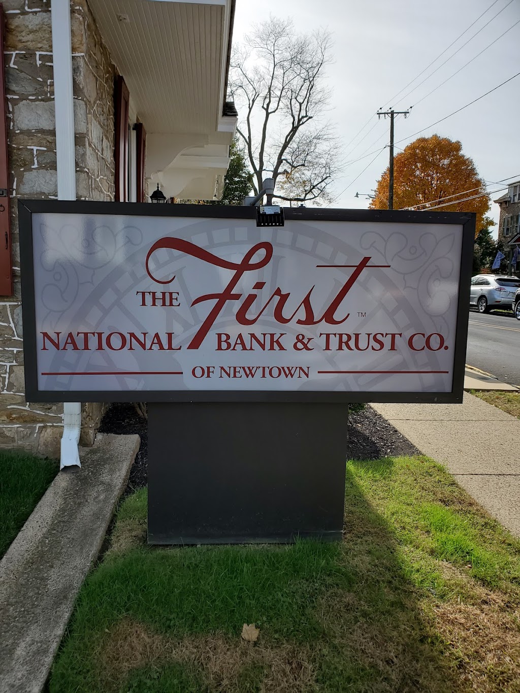 The First National Bank & Trust | 201 S Bellevue Ave, Langhorne, PA 19047 | Phone: (215) 757-1577