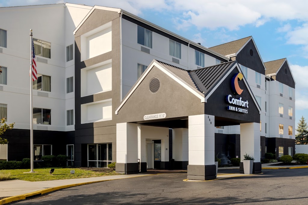 Comfort Inn & Suites Mt. Laurel-Philadelphia | 350 Century Pkwy, Mt Laurel Township, NJ 08054 | Phone: (856) 282-1500