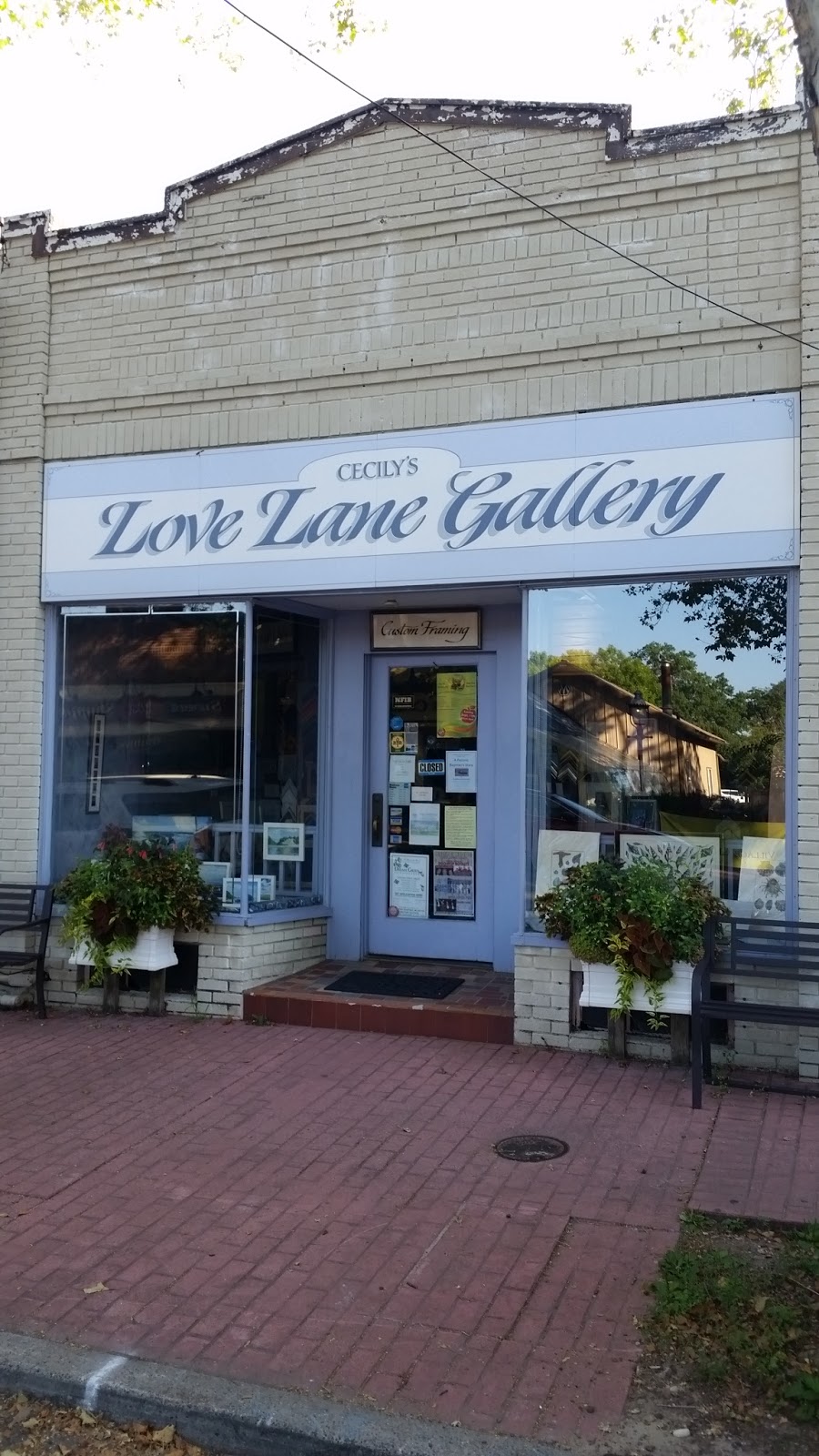 Cecilys Love Lane Gallery | 1572 Main Rd, Laurel, NY 11948 | Phone: (631) 298-8610
