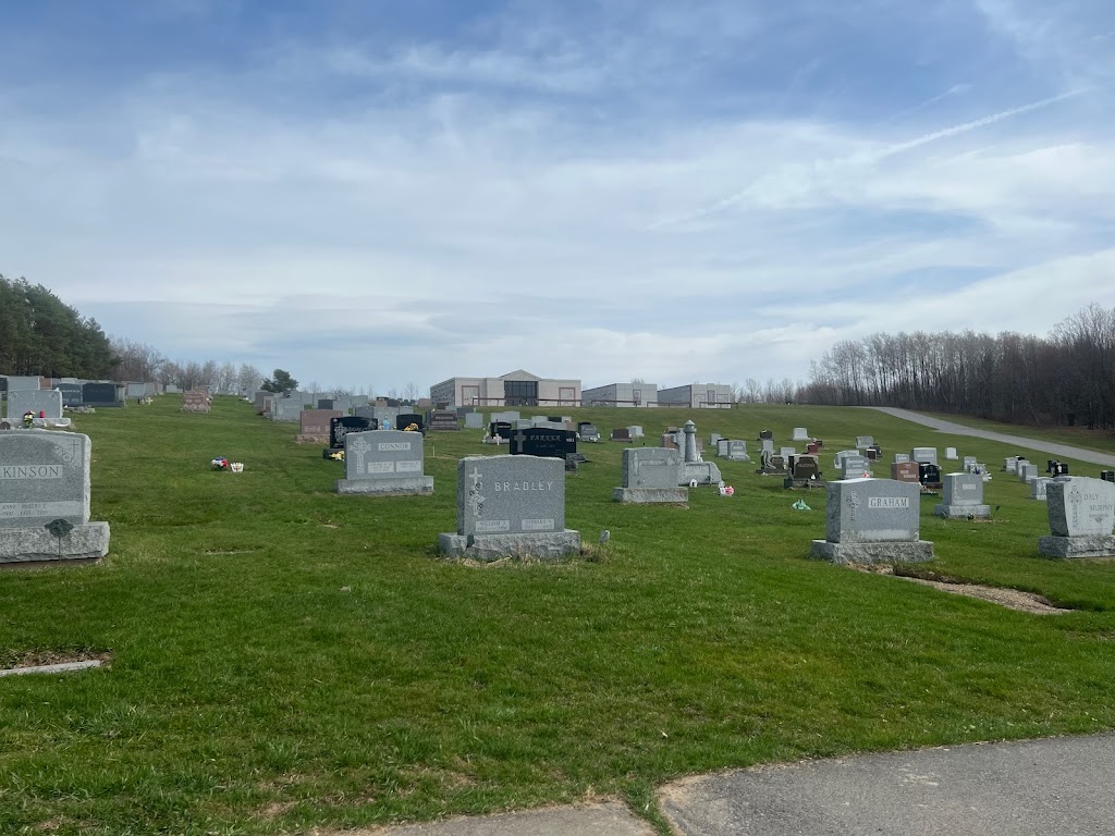 Mother of Sorrow Cemetery | 412 PA-106, Greenfield Township, PA 18407 | Phone: (570) 282-5557
