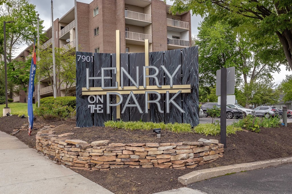 Henry on the Park Apartment Homes | 7901 Henry Ave, Philadelphia, PA 19128 | Phone: (215) 487-4400