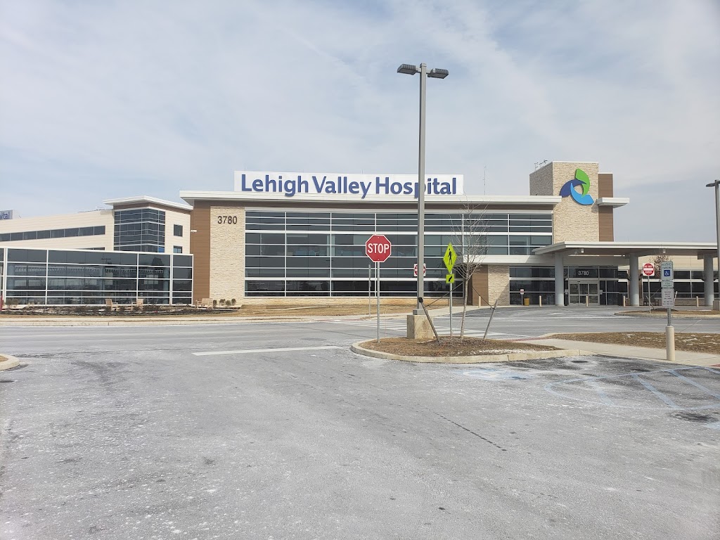 Emergency Room at Lehigh Valley Hospital–Hecktown Oaks | 3780 Hecktown Rd, Easton, PA 18045 | Phone: (484) 561-6570