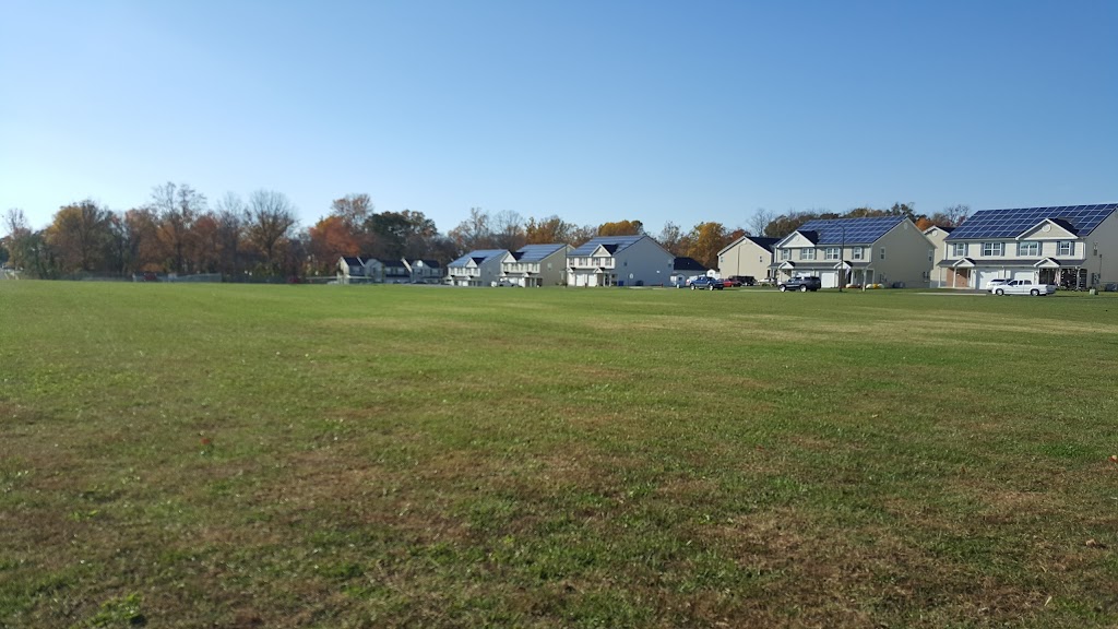 Falcon Courts North Dog Park | Travis Cir, Wrightstown, NJ 08562 | Phone: (609) 200-0488