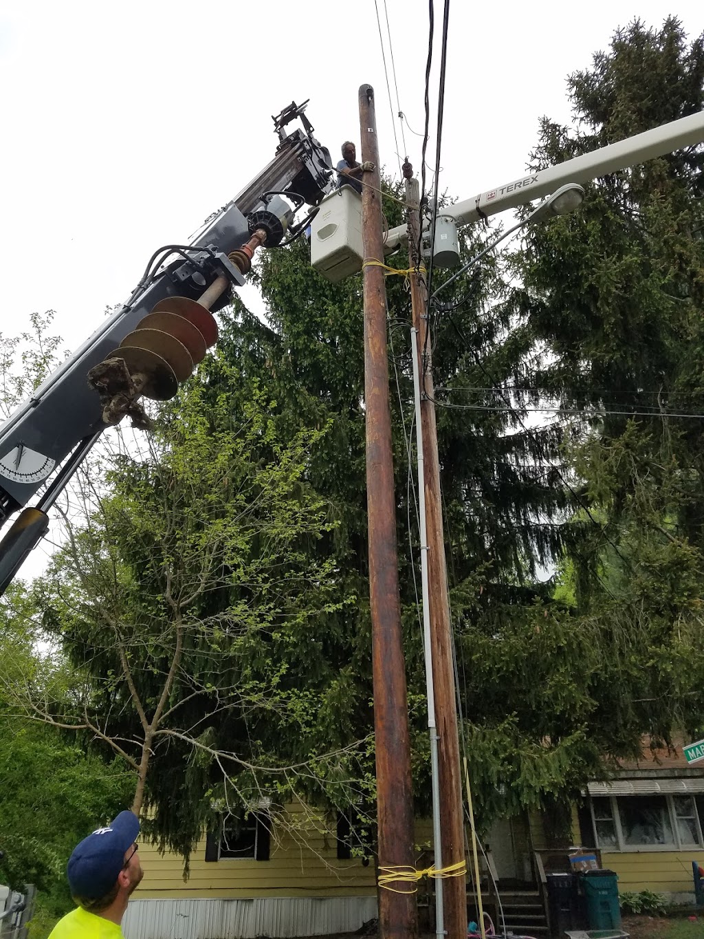 G & R Pole Line Contracting | 181 Old Sylvan Lake Rd, Hopewell Junction, NY 12533 | Phone: (914) 260-2922