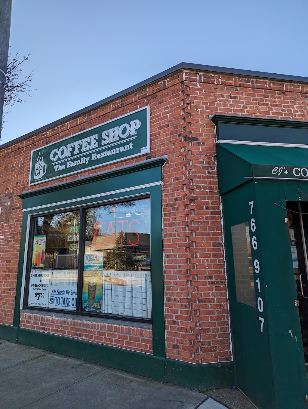 CJs Coffee Shop | 225 N Long Beach Rd, Rockville Centre, NY 11570 | Phone: (516) 766-9107