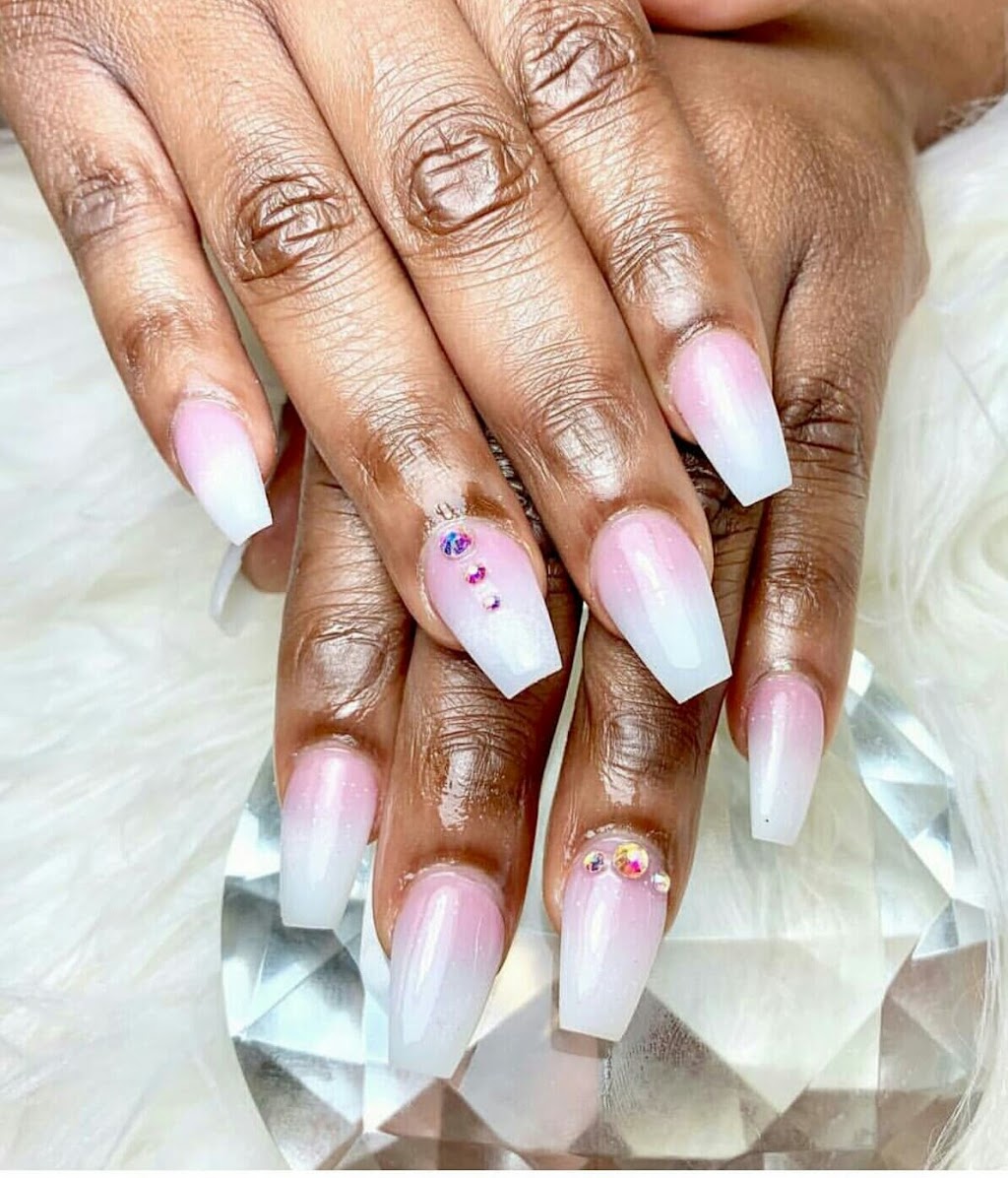 Diva Nail Salon & Spa | 703 Main St, Agawam, MA 01001 | Phone: (413) 363-1461