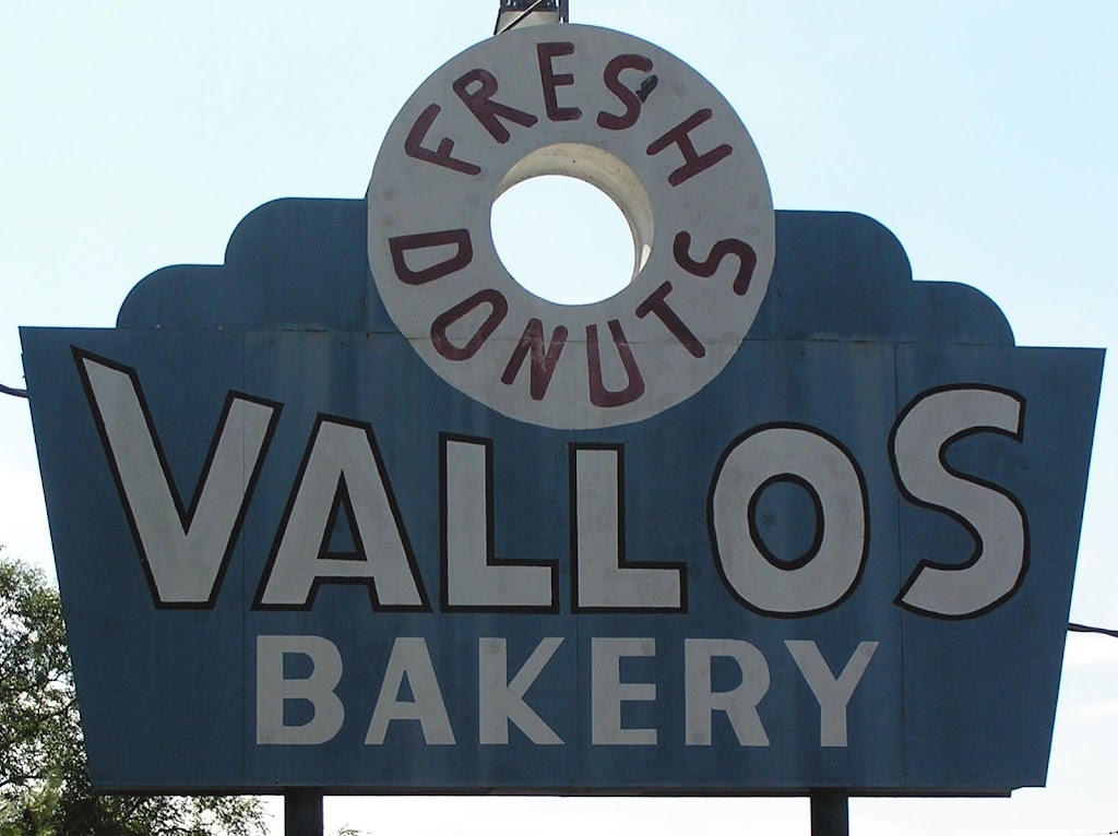 Vallos Bakery, LLC | 1800 Broadway, Bethlehem, PA 18015 | Phone: (610) 866-1012