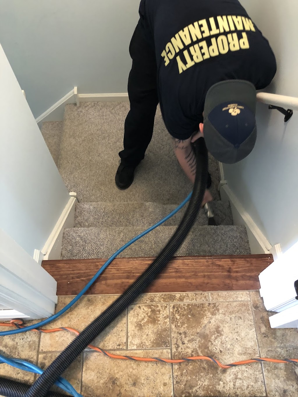 KC Carpet And Upholstery Cleaners | 9309 Glenloch St, Philadelphia, PA 19114 | Phone: (267) 380-2337