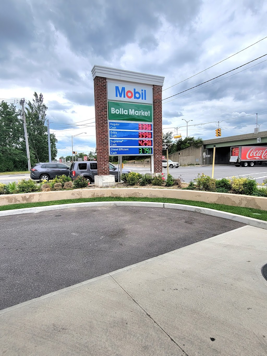 Mobil | 525 Wicks Rd, Brentwood, NY 11717 | Phone: (631) 456-5719