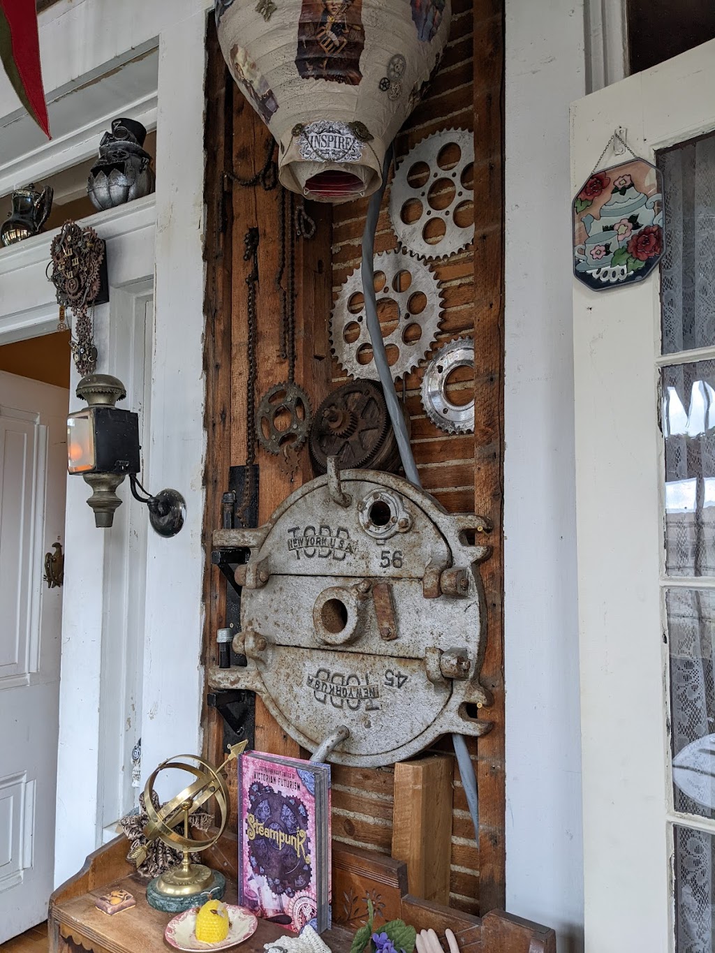 Lady Magpies Tea & Curiosities | 120 W Main St, Tuckerton, NJ 08087 | Phone: (609) 597-7550