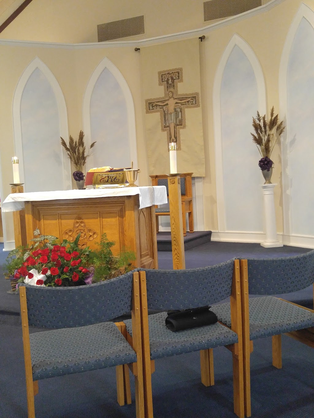 Our Lady of the Snow RC Church | 175 Blue Point Ave, Blue Point, NY 11715 | Phone: (631) 363-6385