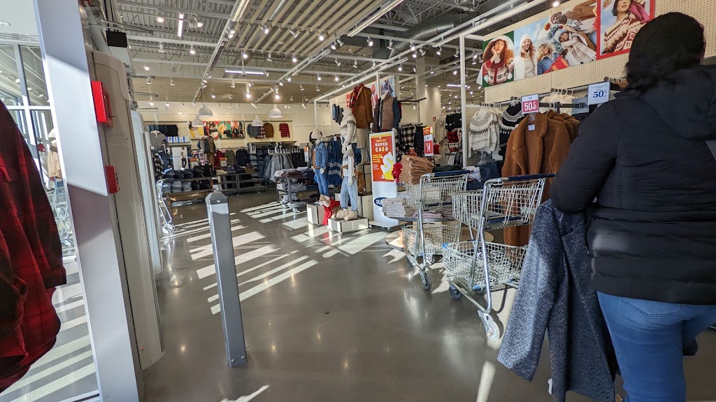 Old Navy | 34 Waterview Blvd, Parsippany-Troy Hills, NJ 07054 | Phone: (862) 701-0640