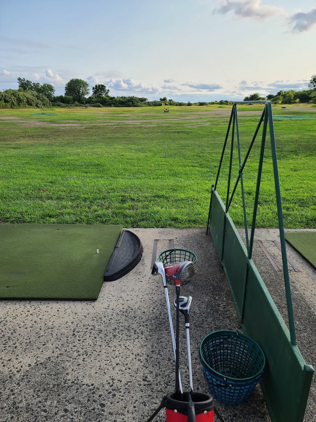 Aviator Golf Center | 7015, 3200 Flatbush Ave, Brooklyn, NY 11234 | Phone: (718) 253-6816