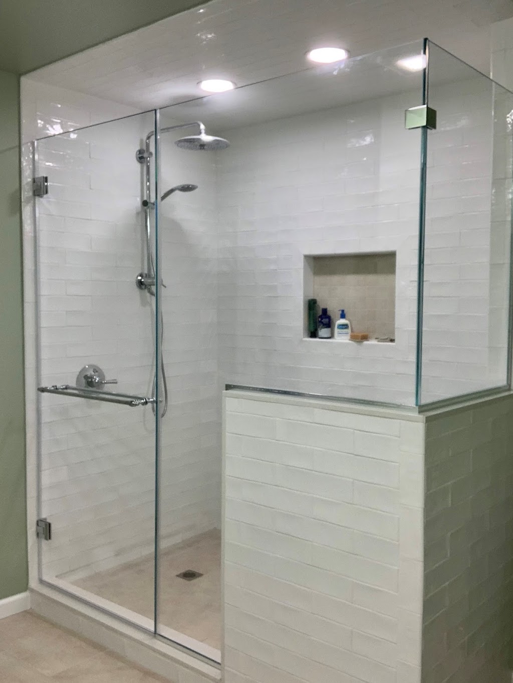 Cold Spring Shower Doors | 2560 A, US-9, Garrison, NY 10524 | Phone: (845) 265-4507