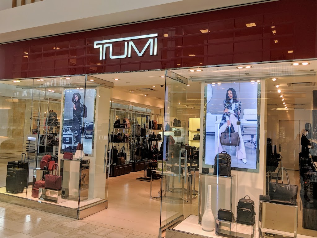 TUMI Store - Walt Whitman Shops | 160 Walt Whitman Rd Suite 1033C, Huntington Station, NY 11746 | Phone: (631) 271-1427