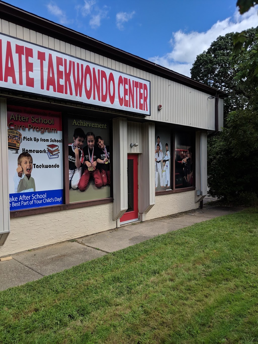 Ultimate Taekwondo martial arts | 2771 Middle Country Rd, Lake Grove, NY 11755 | Phone: (631) 707-4221