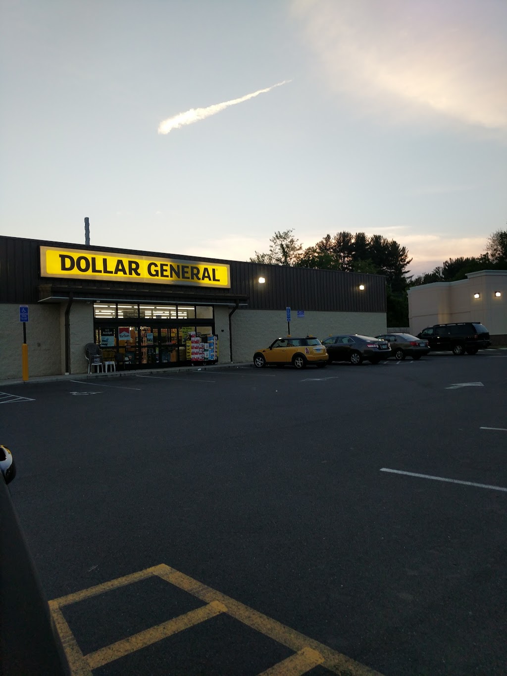 Dollar General | 1450 East St, New Britain, CT 06051 | Phone: (860) 348-5814
