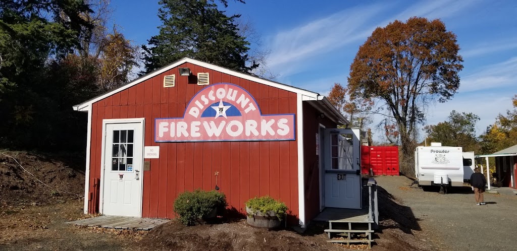 Dapkus Fireworks Inc. | 63 Commerce Cir, Durham, CT 06422 | Phone: (860) 349-9747