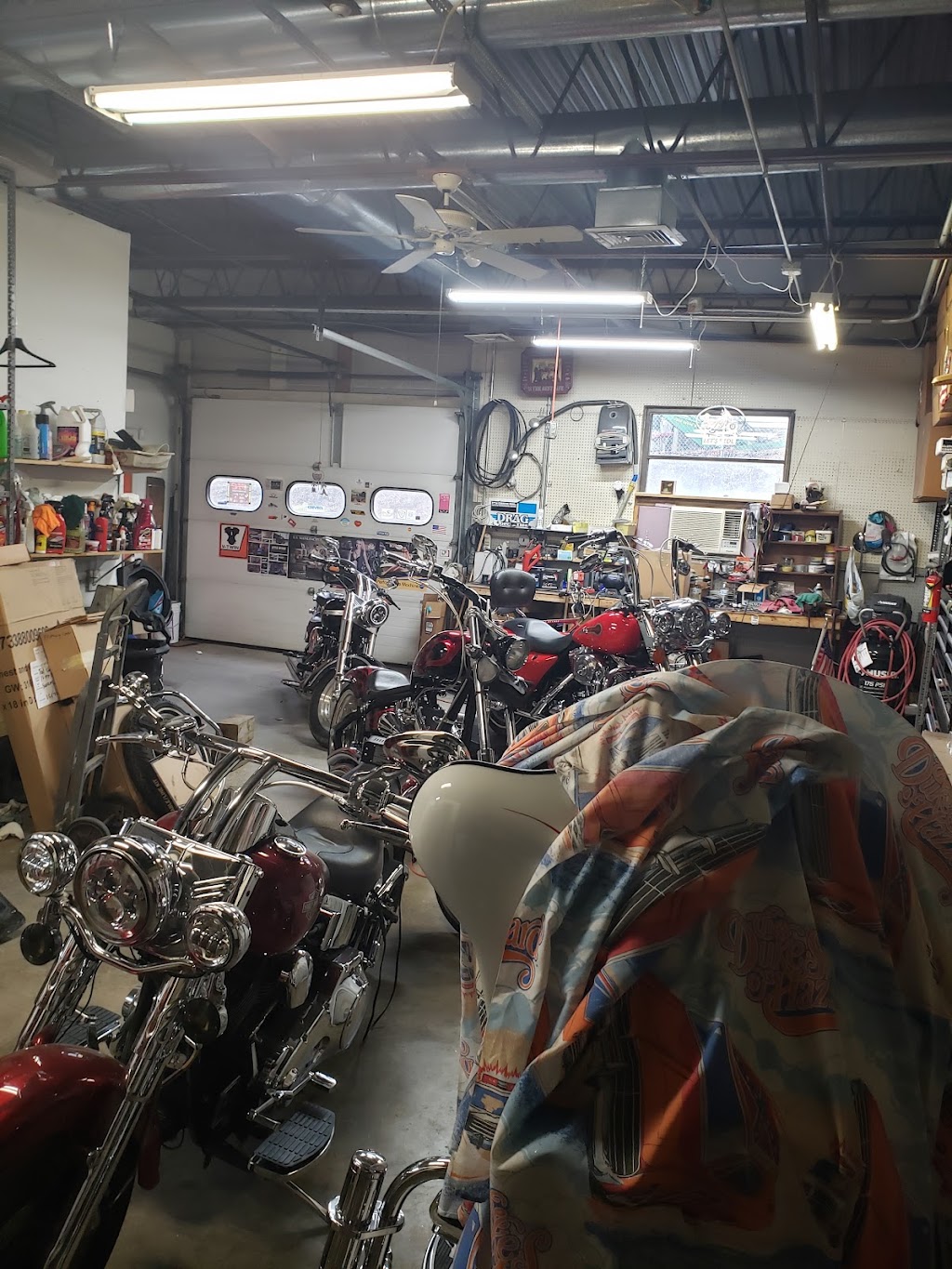 Daads Motorcycle Emporium LLC | 1376 Main St, Watertown, CT 06795 | Phone: (860) 274-1589