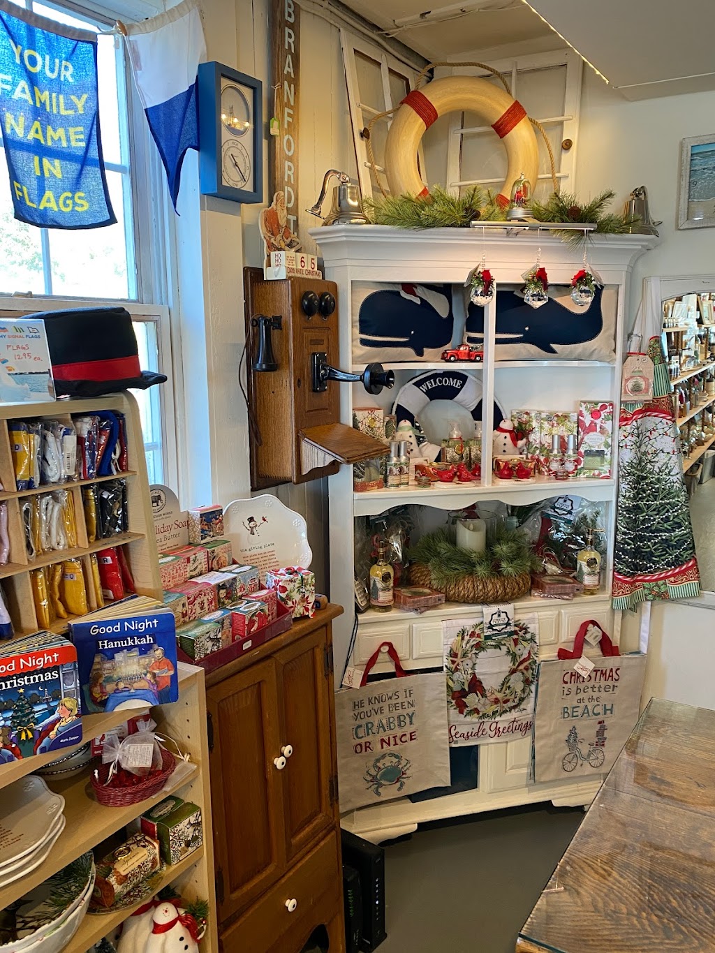 Seaside Home and Gifts | 172 Thimble Island Rd, Branford, CT 06405 | Phone: (203) 208-0521