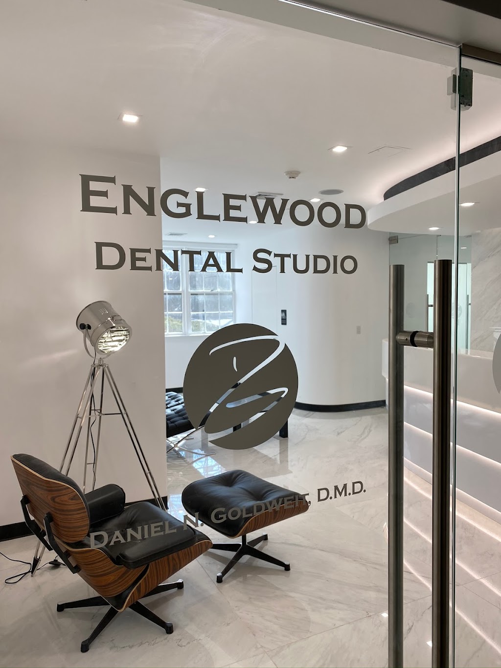 Englewood Dental Studio | 285 Grand Ave Bldg 5, Englewood, NJ 07631 | Phone: (201) 431-5555