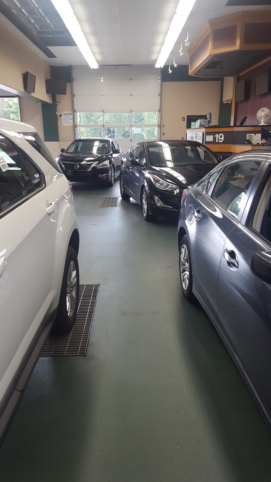 Southern Auto Auction | 161 S Main St, East Windsor, CT 06088 | Phone: (860) 292-7500