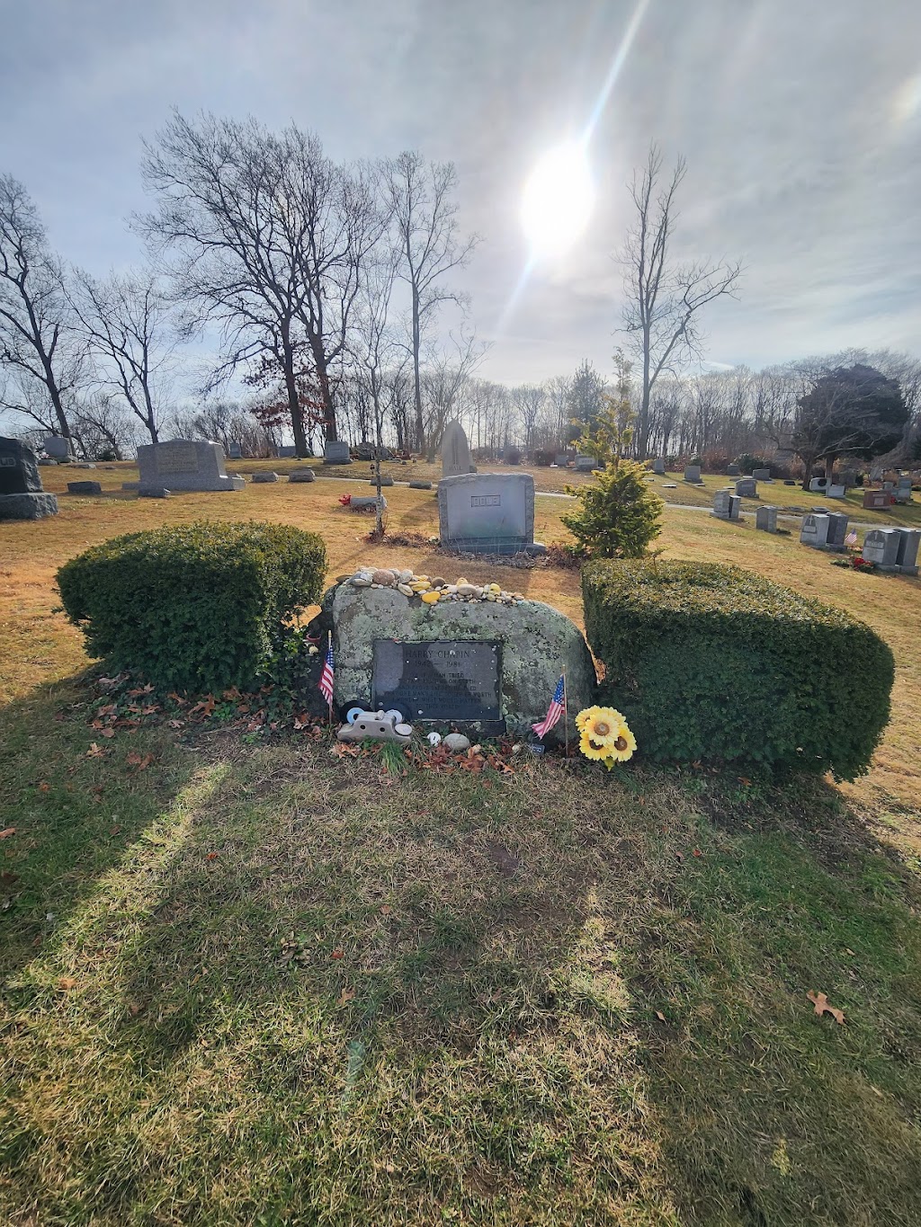 Huntington Rural Cemetery | 555 New York Ave, Huntington, NY 11743 | Phone: (631) 427-1272