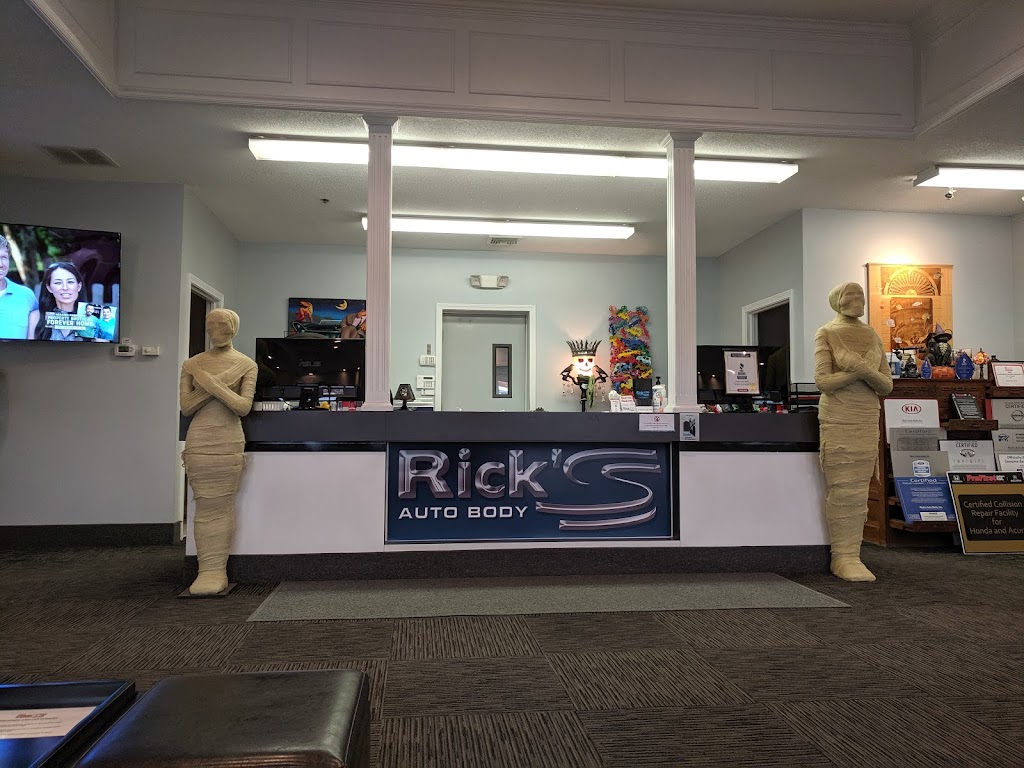 Ricks Auto Body | 375 Pasco Rd, Springfield, MA 01119 | Phone: (413) 543-3368