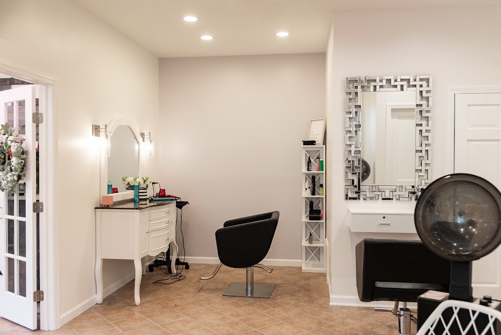 Bibisi Beauty Bar | 3 Candlewood Hill Rd, Higganum, CT 06441 | Phone: (860) 345-8027