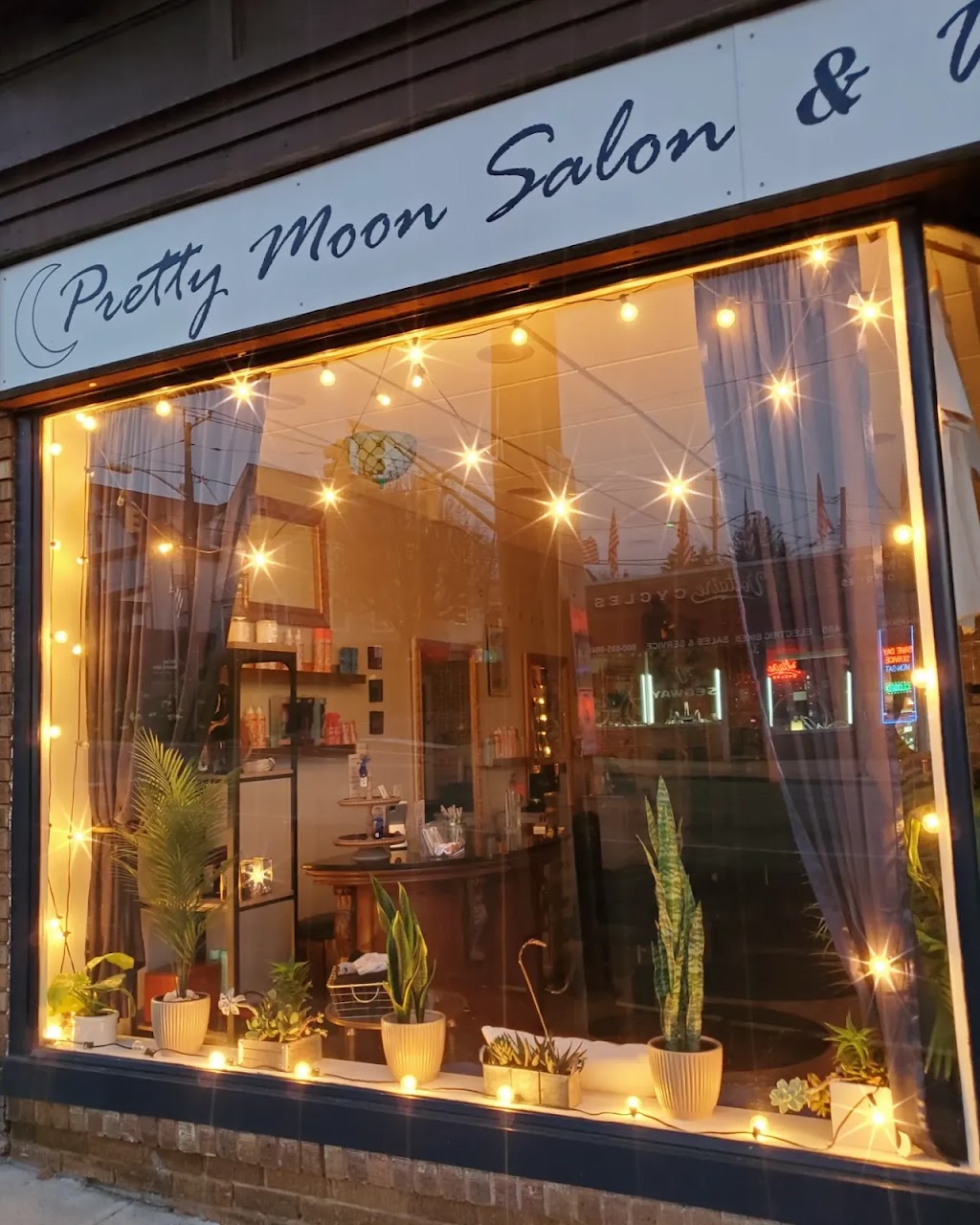 Pretty Moon Salon & Vintage Shop | 401 Bloomfield Ave, Verona, NJ 07044 | Phone: (862) 462-0255
