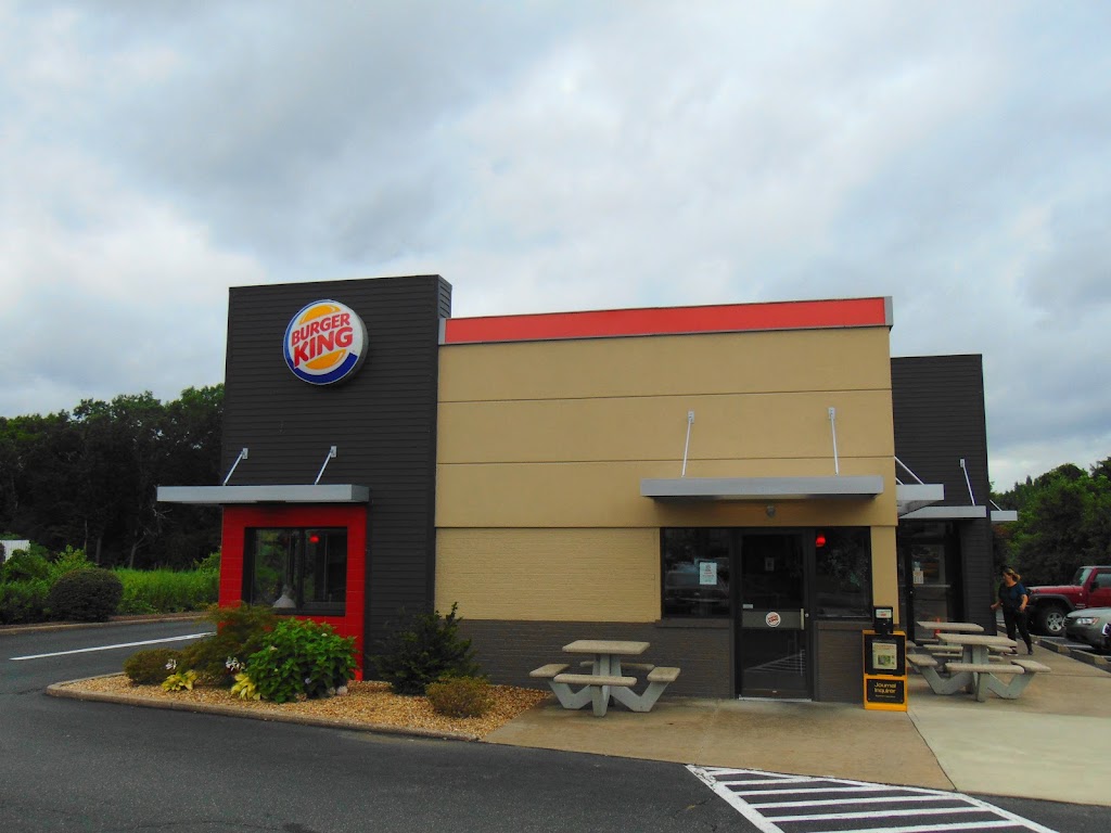 Burger King | 84 Ella Grasso Turnpike, Windsor Locks, CT 06096 | Phone: (860) 627-5537