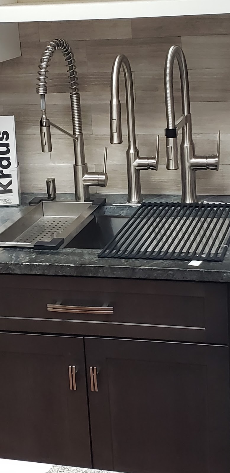 DirectSinks.com | 686 S Country Rd, East Patchogue, NY 11772 | Phone: (855) 827-3700