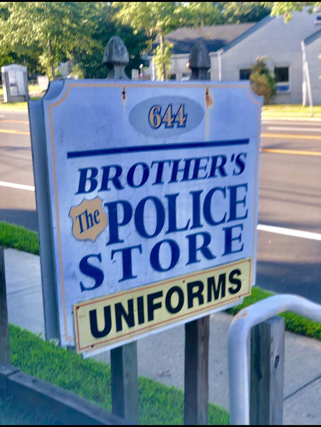 Brothers The Police Store | 644 Horseblock Road, Farmingville, NY 11738 | Phone: (631) 716-1060