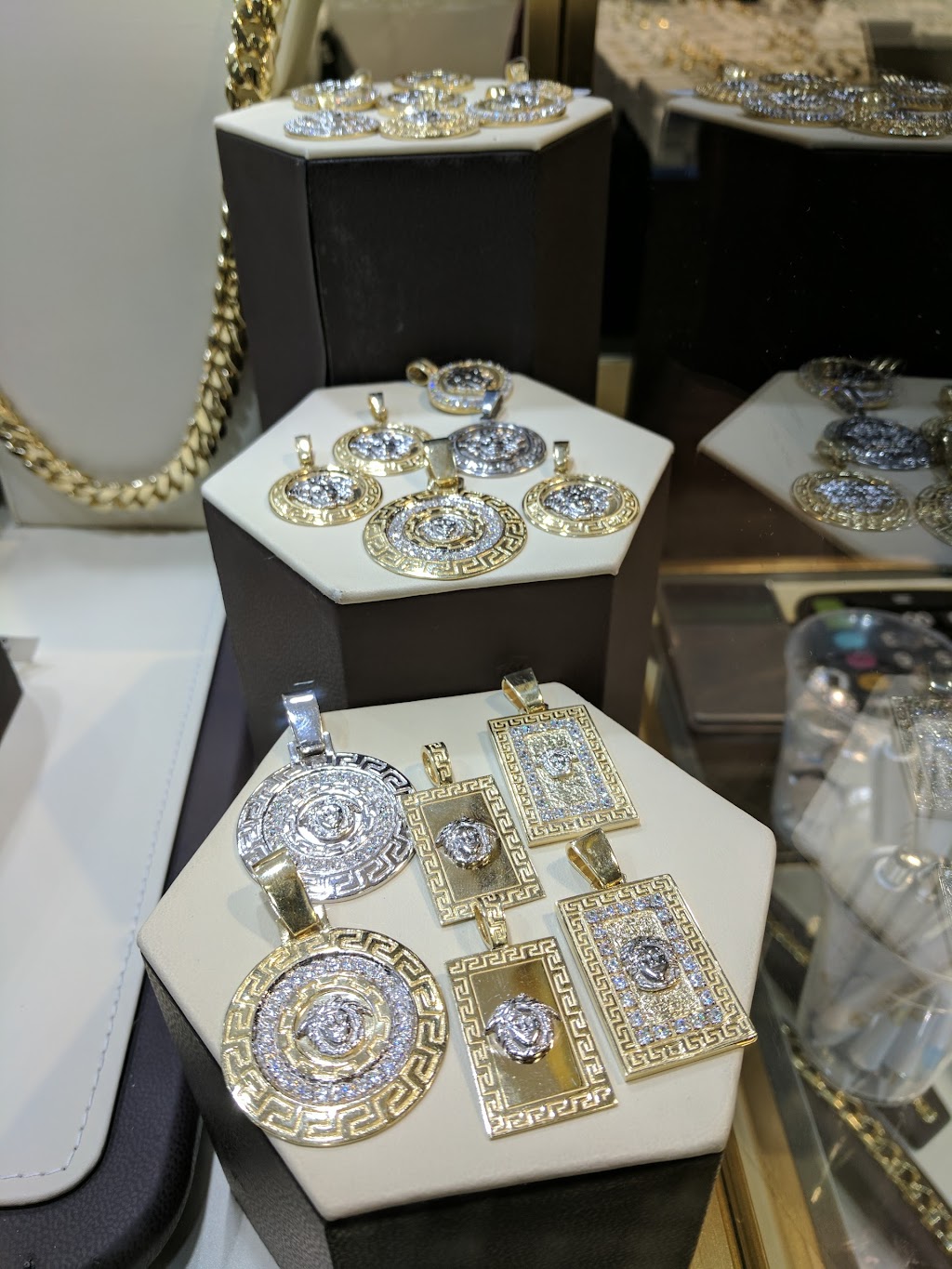 Carbo International Jewelers | 134 Ferry St, Newark, NJ 07105 | Phone: (973) 589-4054