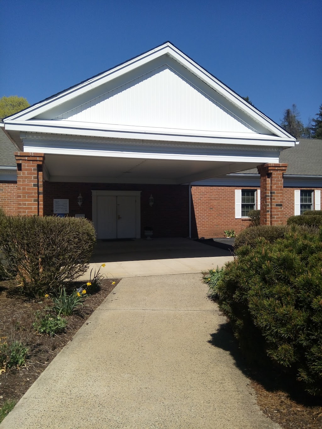 Kingdom Hall of Jehovahs Witnesses | 234 Farmington Ave, Berlin, CT 06037 | Phone: (860) 832-8700