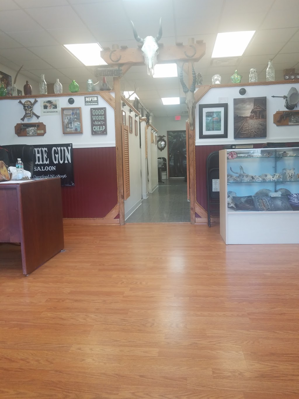 Under the Gun Tattoo Saloon | 1555 Hurffville Rd #4, Sewell, NJ 08080 | Phone: (856) 401-8611