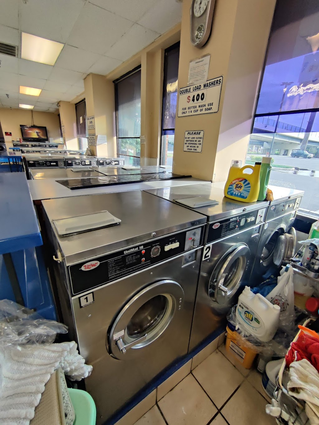 Village Laundromat | 2455 Aramingo Ave, Philadelphia, PA 19125 | Phone: (215) 425-1425