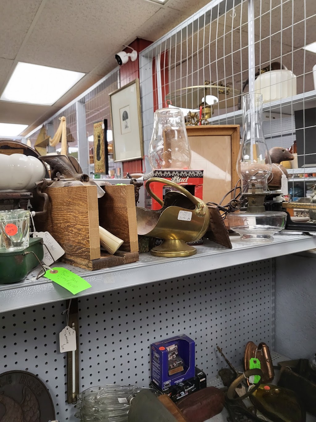 Palmer Antiques Co-Op | 1239 S Main St, Palmer, MA 01069 | Phone: (413) 283-3373