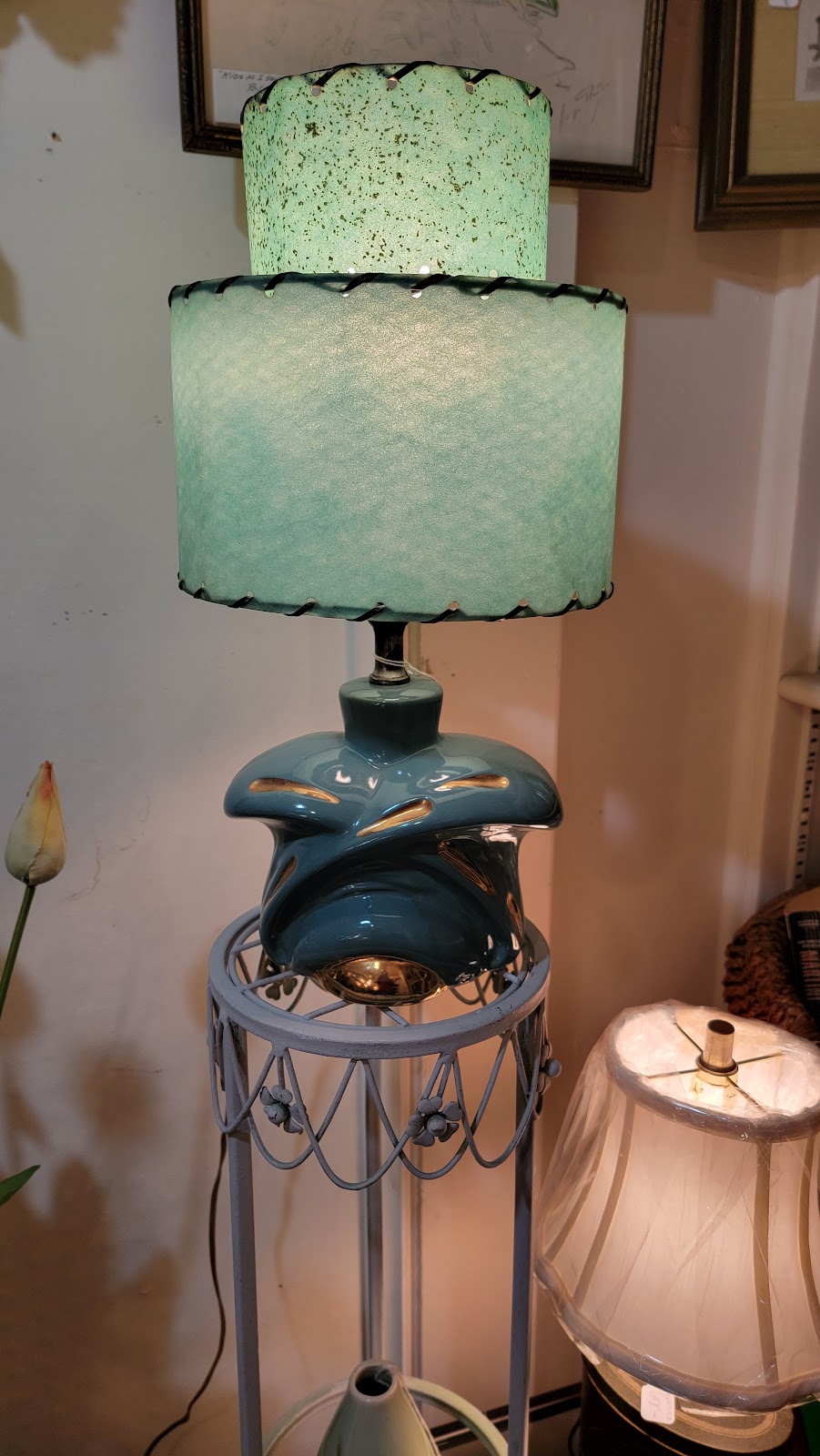 Lighthouse Antiques | 610 Broadway, Barnegat Light, NJ 08006 | Phone: (201) 693-1910