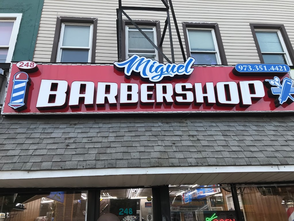 Miguel Barber Shop | Miguel Barbershop, 248 Broadway, Newark, NJ 07104 | Phone: (973) 351-4421