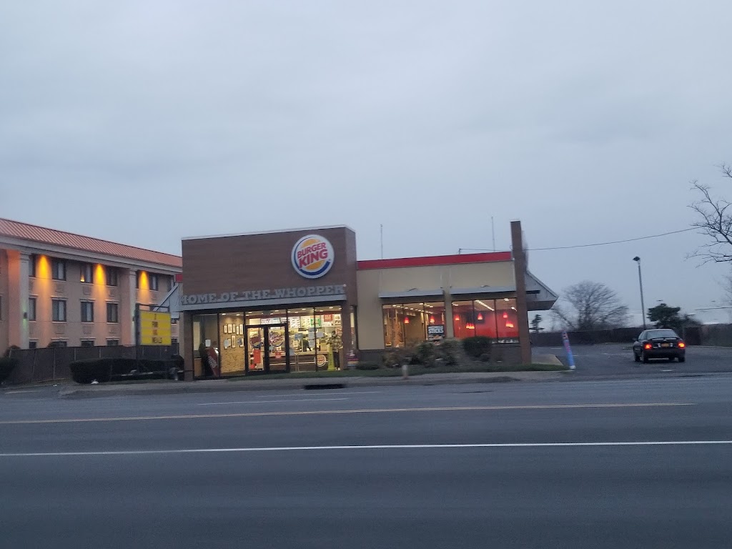 Burger King | 665 Rockaway Turnpike, Lawrence, NY 11559 | Phone: (516) 239-0046