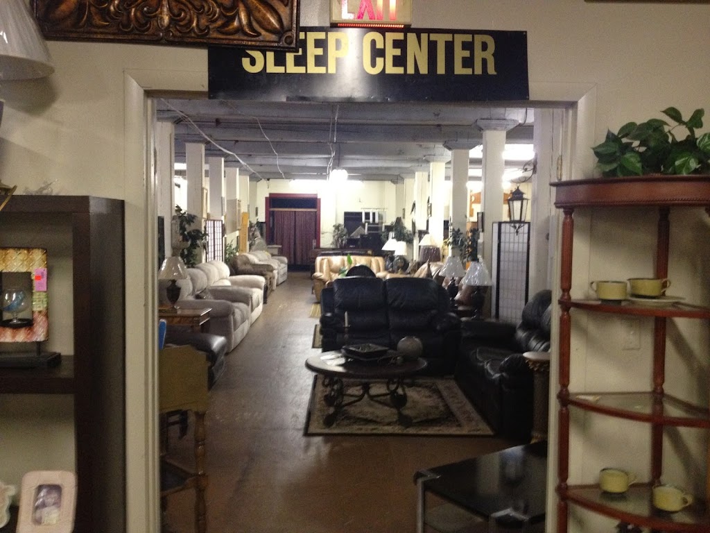 Furniture Factory Outlet | 127 Franklin St, Waterbury, CT 06706 | Phone: (203) 527-6450