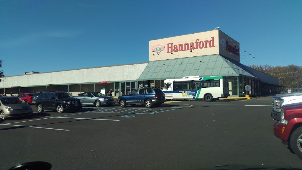 Hannaford | 100 Plaza Rd, Kingston, NY 12401 | Phone: (845) 339-7480