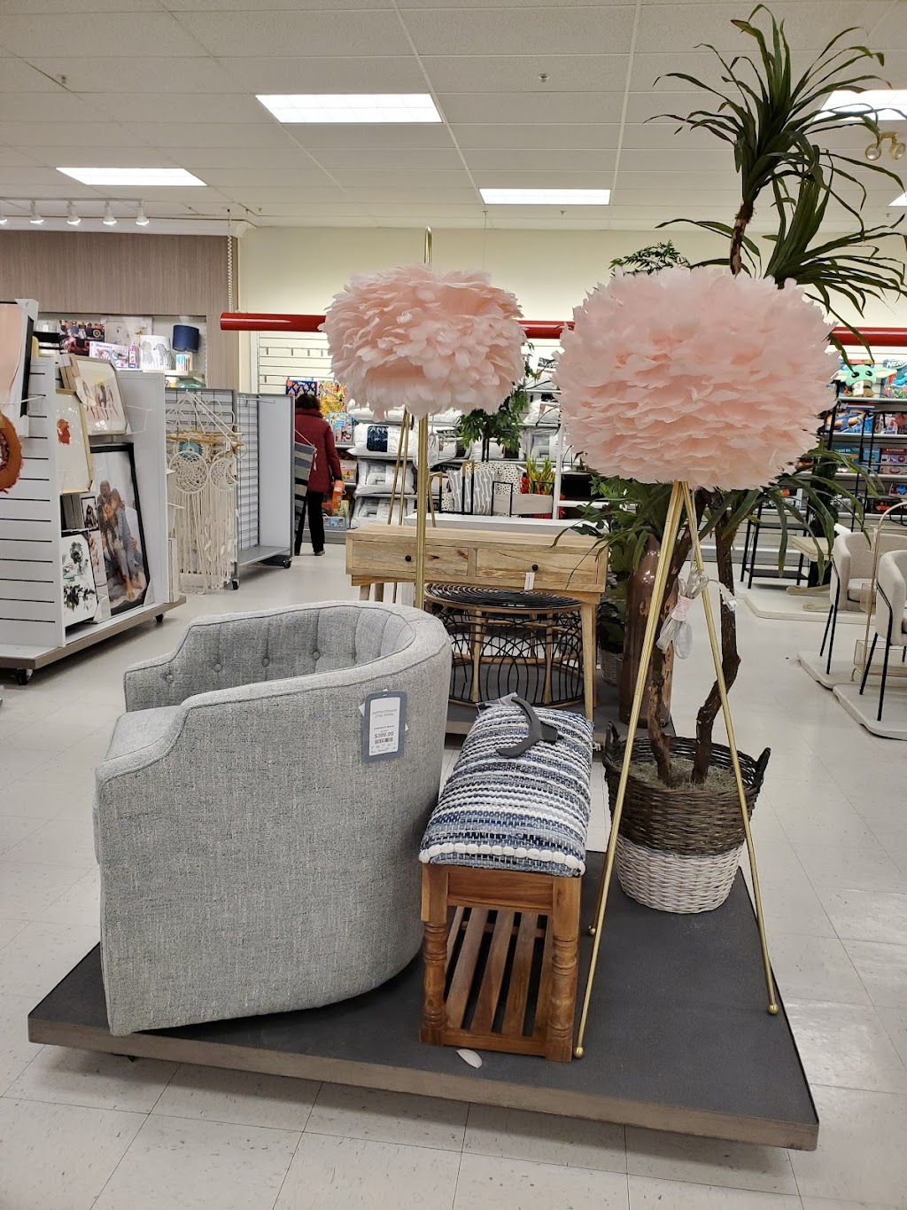 T.J. Maxx & HomeGoods | 3926 Linden St, Bethlehem, PA 18017 | Phone: (610) 317-0930