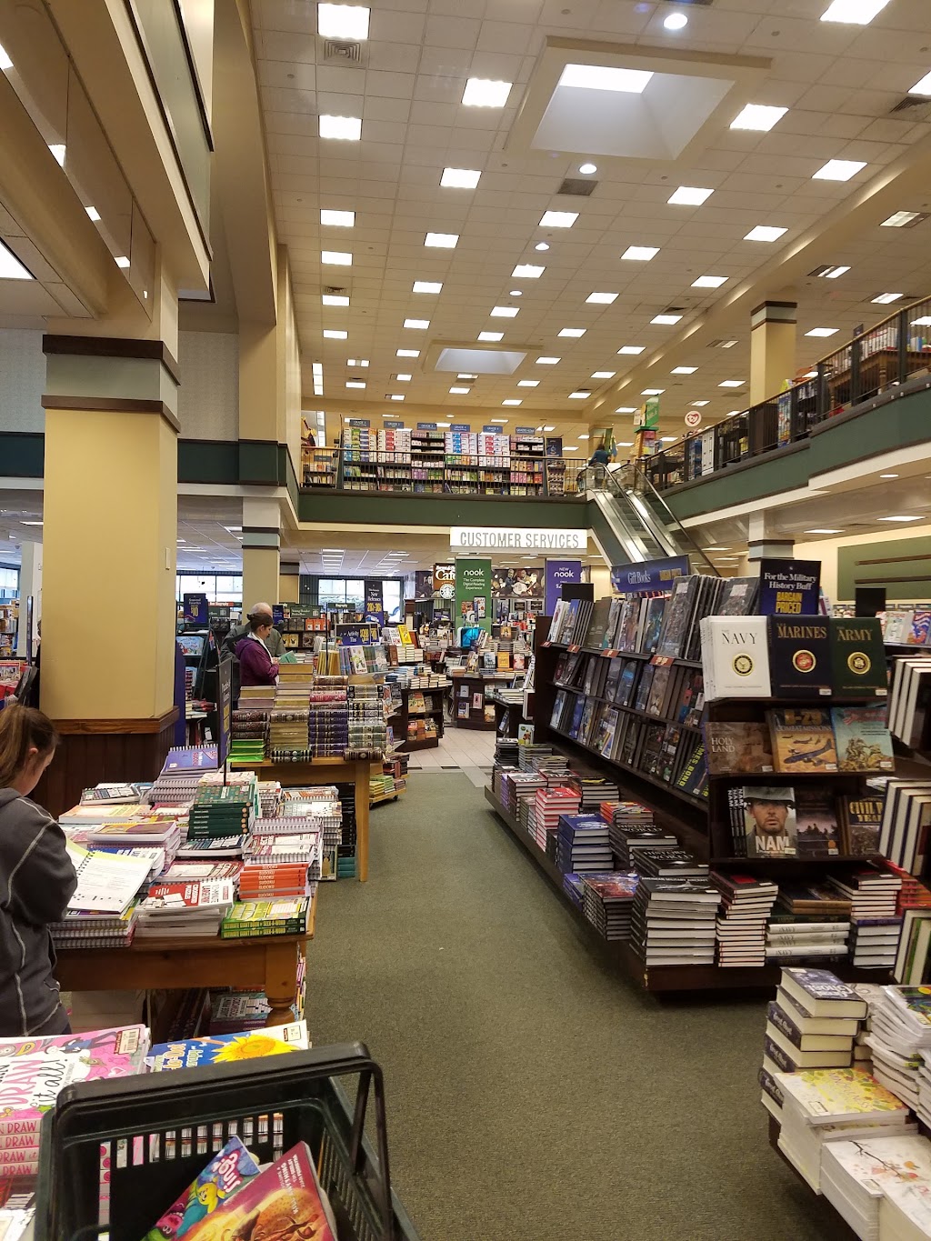 Barnes & Noble | 2518 South Rd, Poughkeepsie, NY 12601 | Phone: (845) 485-2224