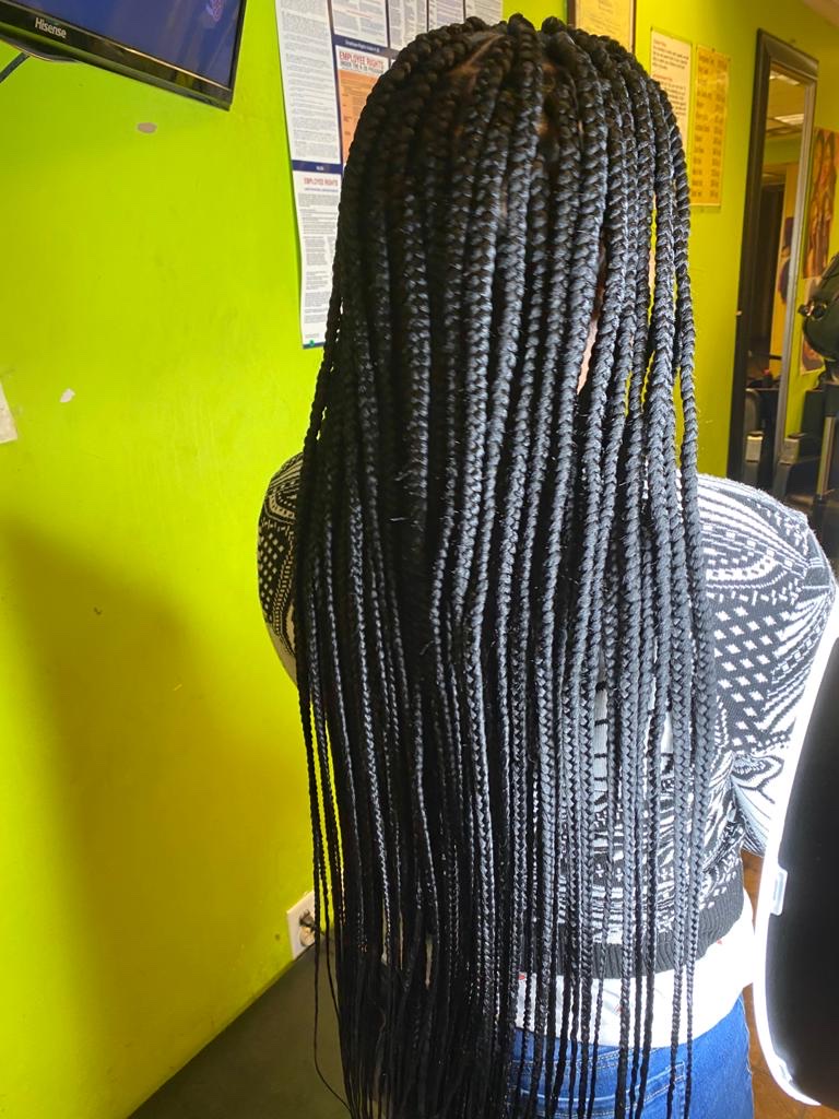 Mame Diarra B African hair braiding | 640 Main St, Poughkeepsie, NY 12601 | Phone: (845) 448-2343